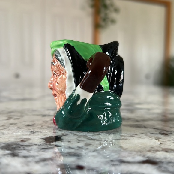 Mini Sairey Gamp Royal Doulton Toby Jug - Picture 7 of 10